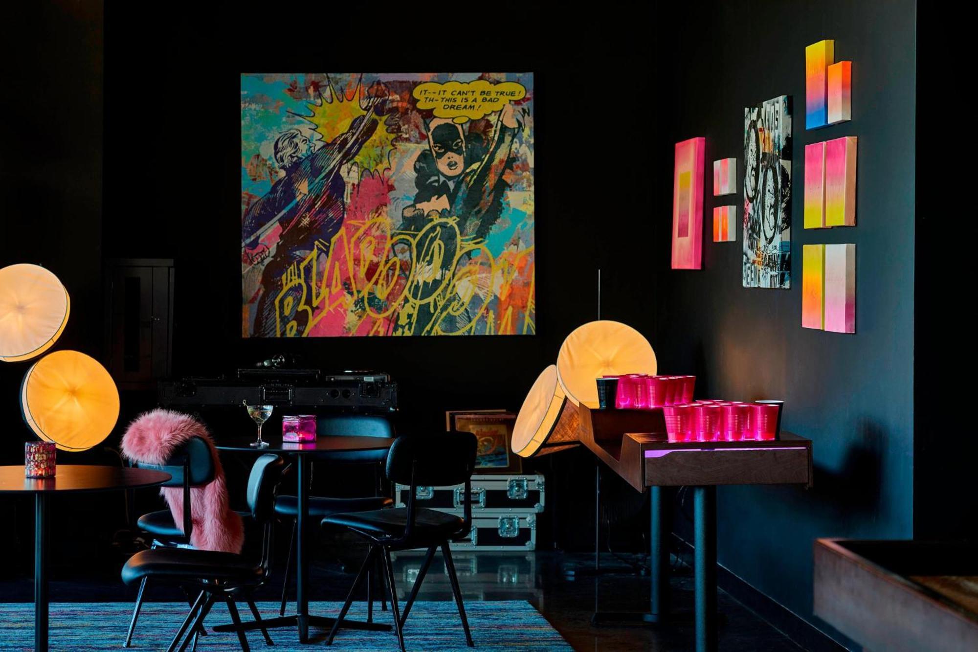 Moxy Minneapolis Uptown Экстерьер фото