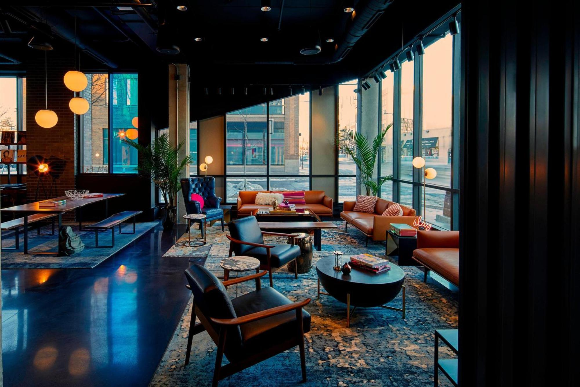 Moxy Minneapolis Uptown Экстерьер фото