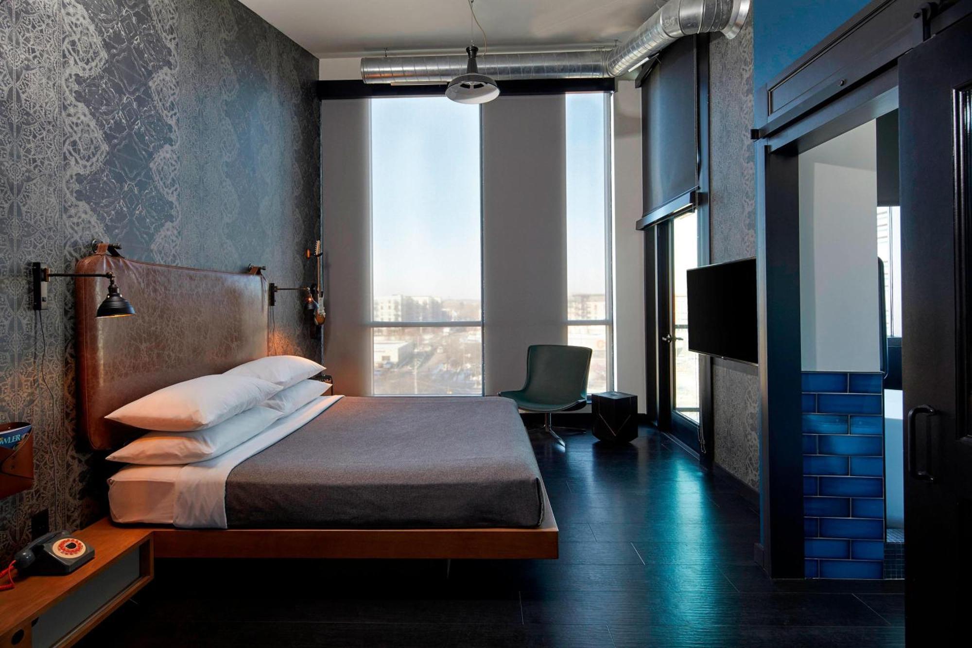 Moxy Minneapolis Uptown Экстерьер фото