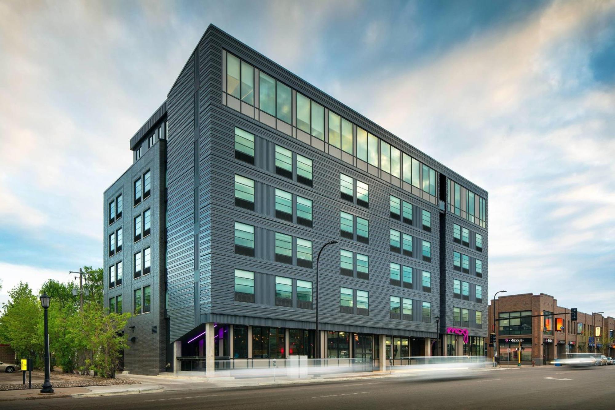 Moxy Minneapolis Uptown Экстерьер фото
