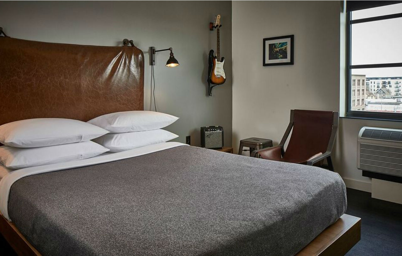 Moxy Minneapolis Uptown Экстерьер фото
